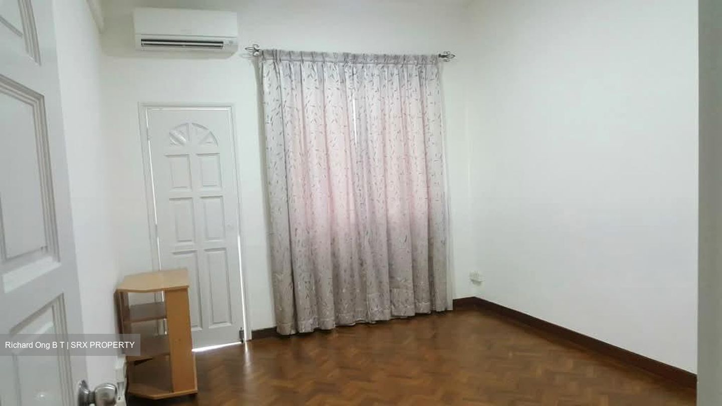 Eng Kong Park (D21), Semi-Detached #582483031